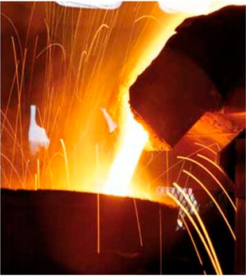 Sản xuất bán các thiết bị nấu chảy phế liệu hoặc kim loại tái chế