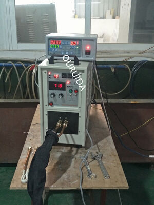 Giá tốt Máy sưởi cảm ứng tần số cao cung cấp hiệu suất cho việc nóng chảy kim loại và xử lý nhiệt trong các dây chuyền sản xuất công nghiệp trực tuyến