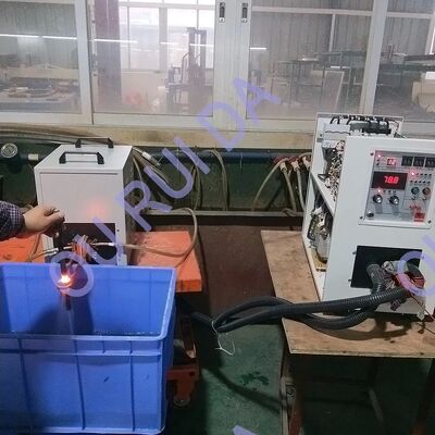 Giá tốt Thiết bị gia nhiệt cảm ứng IGBT siêu tần tiên tiến với thanh sắt tôi trực tuyến