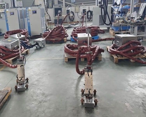 Giá tốt Phạm vi nhiệt độ 50-1600oC Tốc độ làm nóng nhanh Máy làm thẳng cảm ứng hạng nặng Máy làm nóng cảm ứng cầm tay trực tuyến